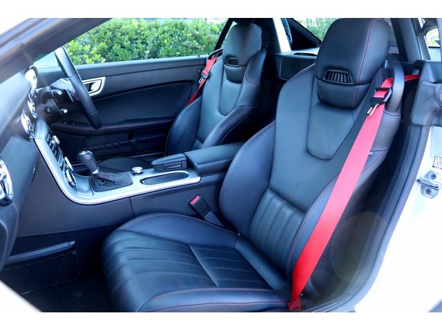 ＳＬＫ ＳＬＫ２００　ＡＭＧスポーツＰＫＧ　マジックスカイルーフ　レザーＰＫＧ　ユーティリティＰＫＧ　レーダーセーフティＰＫＧ　レザーシート　エアスカーフ　ダイナミックハンドリングＰＫＧ　地デジＴＶ　１８ＡＷ（25枚目）