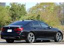 ７４０ｉ　Ｍスポーツ　車検２年付　リヤコンフォートＰＫＧ　リヤエンターテイメント　ディスプレイキー　サンルーフ　ＬＥＤヘッドライト　２０ＡＷ　ハーマンカードンサラウンド　トップビュー　ドライビングアシストプラス（30枚目）