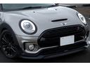 ＭＩＮＩ クーパーＳＤ　クラブマン　車検２年付　１オーナー車　ペッパーＰＫＧ　ピアノブラックエクステリアＰＫＧ　ＤＵＥＬＬ　ＡＧパフォーマンスエアロ付　ＬＥＤヘッドライト　ドライビングアシスト　ＡＣＣ　１７ＡＷ　カメラＰＫＧ（5枚目）