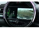 クーパーＳＤ　クラブマン　車検２年付　１オーナー車　ペッパーＰＫＧ　ピアノブラックエクステリアＰＫＧ　ＤＵＥＬＬ　ＡＧパフォーマンスエアロ付　ＬＥＤヘッドライト　ドライビングアシスト　ＡＣＣ　１７ＡＷ　カメラＰＫＧ（15枚目）