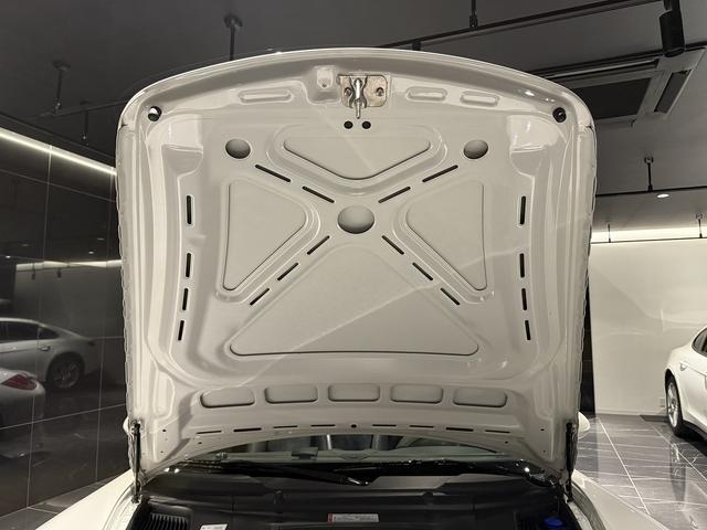 ボクスター ボクスター　後期モデル　６ＭＴ　左Ｈ　ブラウン幌　幌開閉動作確認済み　黒革　Ｓ専用１８ＡＷ　シートヒーター　ウインドディフレクター　バイキセノンヘッドライト　社外ナビ　バックカメラ　ＥＴＣ　Ｂｌｕｅｔｏｏｔｈ（39枚目）