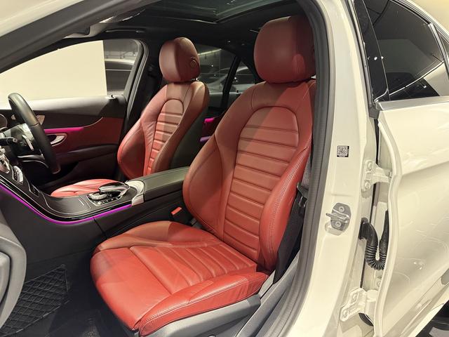Ｃクラス Ｃ２００アバンギャルド　ＡＭＧライン　レザーエクスクルーシブパッケージ　パノラマサンルーフ　ブルメスターサウンド　赤革　ヘッドアップディスプレイ　シートヒーター　純正ナビ　地デジ　バックカメラ　Ｂｌｕｅｔｏｏｔｈ　ドラレコ　ＥＴＣ（6枚目）