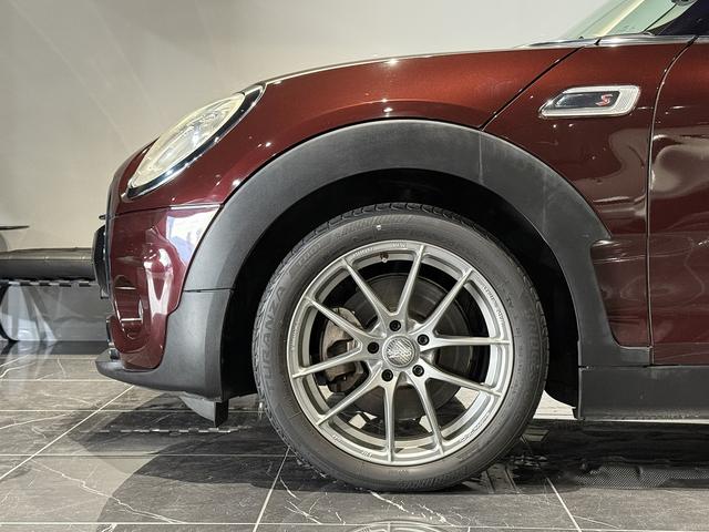 MINI クーパーSD クラブマン レザーシート シートヒーター パワーシート コンフォートアクセス ナビ Bカメラ ETC クルーズコントロール LEDヘッドライト MINIドライビングモード 電子パーキングブレーキ レインセンサー(4枚目)