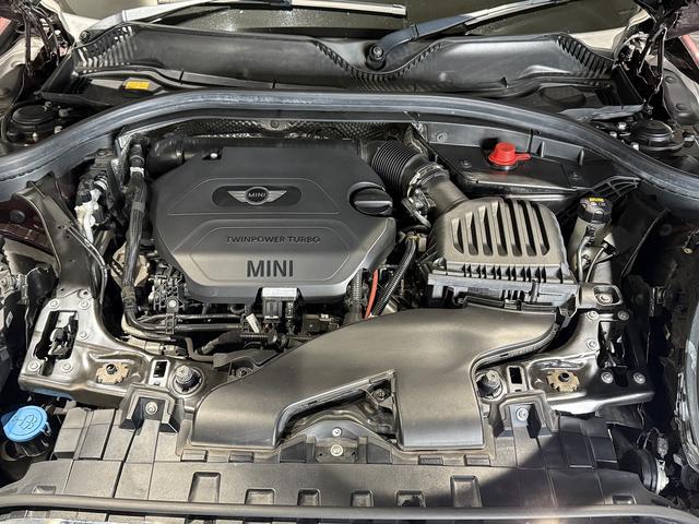 MINI クーパーSD クラブマン レザーシート シートヒーター パワーシート コンフォートアクセス ナビ Bカメラ ETC クルーズコントロール LEDヘッドライト MINIドライビングモード 電子パーキングブレーキ レインセンサー(20枚目)