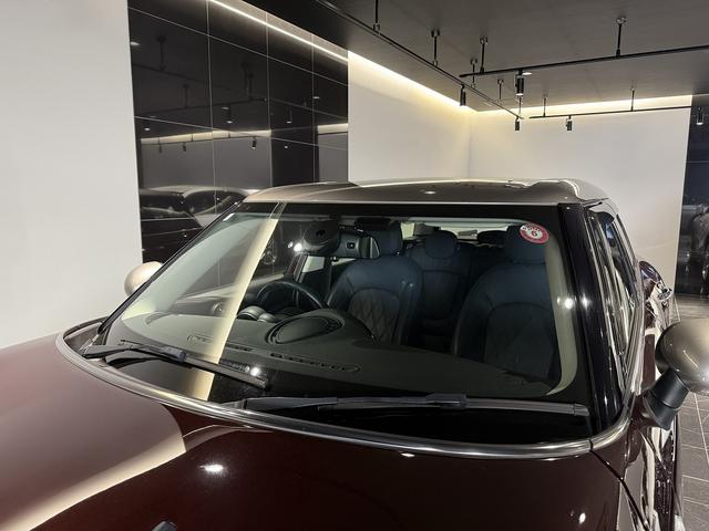 MINI クーパーSD クラブマン レザーシート シートヒーター パワーシート コンフォートアクセス ナビ Bカメラ ETC クルーズコントロール LEDヘッドライト MINIドライビングモード 電子パーキングブレーキ レインセンサー(39枚目)