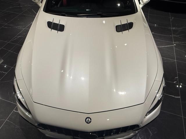 ＳＬ ＳＬ６３　ハイパーフォージド鍛造２０／２１インチＡＷ　マジックスカイルーフ　赤革　カーボンインテリア　ハーマンカードン　シートヒーター／クーラー　純正フロアマット　純正ナビ　ＴＶ　Ｂｌｕｅｔｏｏｔｈ　左ハンドル（11枚目）