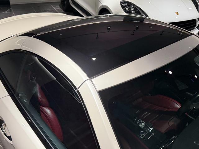 ＳＬ ＳＬ６３　ハイパーフォージド鍛造２０／２１インチＡＷ　マジックスカイルーフ　赤革　カーボンインテリア　ハーマンカードン　シートヒーター／クーラー　純正フロアマット　純正ナビ　ＴＶ　Ｂｌｕｅｔｏｏｔｈ　左ハンドル（12枚目）