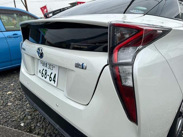 プリウス Ａ　トヨタセーフティーセンス　純正９インチナビ　バックカメラ　ＥＴＣ　ＬＥＤヘッド　コーナーソナー　クルーズコントロール　ＬＤＡ　ヘッドアップディスプレイ　ブラインドスポットモニター　コムテックドラレコ（14枚目）