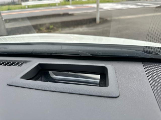 プリウス Ａ　トヨタセーフティーセンス　純正９インチナビ　バックカメラ　ＥＴＣ　ＬＥＤヘッド　コーナーソナー　クルーズコントロール　ＬＤＡ　ヘッドアップディスプレイ　ブラインドスポットモニター　コムテックドラレコ（33枚目）