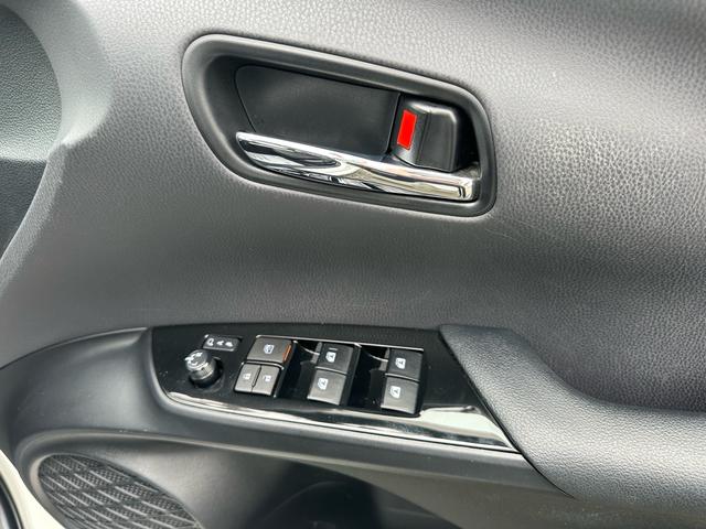 プリウス Ａ　トヨタセーフティーセンス　純正９インチナビ　バックカメラ　ＥＴＣ　ＬＥＤヘッド　コーナーソナー　クルーズコントロール　ＬＤＡ　ヘッドアップディスプレイ　ブラインドスポットモニター　コムテックドラレコ（37枚目）