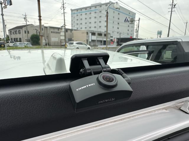 プリウス Ａ　トヨタセーフティーセンス　純正９インチナビ　バックカメラ　ＥＴＣ　ＬＥＤヘッド　コーナーソナー　クルーズコントロール　ＬＤＡ　ヘッドアップディスプレイ　ブラインドスポットモニター　コムテックドラレコ（46枚目）