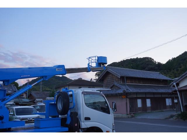 日野 デュトロ