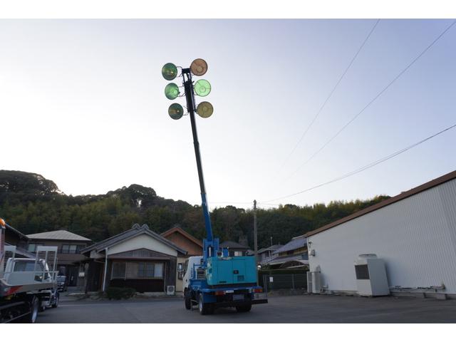 日野 デュトロ