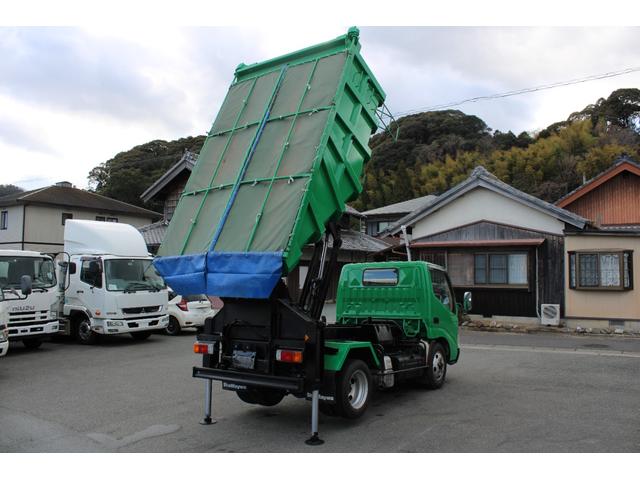 日野 デュトロ