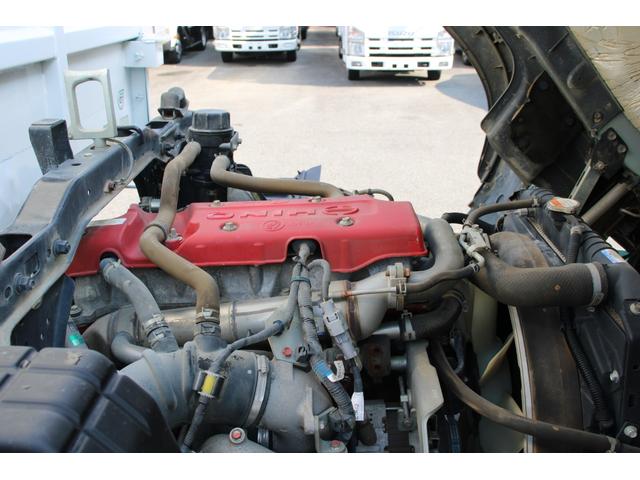 ヒノレンジャー 深ダンプ　３．４５ｔ　土砂禁　☆新明和ＤＲ４－１７ＳＹ☆４ｘ２☆馬力１４０ＫＷ☆フォグランプ☆電格ミラー☆ＥＴＣ☆車両総重量７９７５ｋｇ☆荷台内寸３３９５ｘ２０８８ｘ１３８８（33枚目）