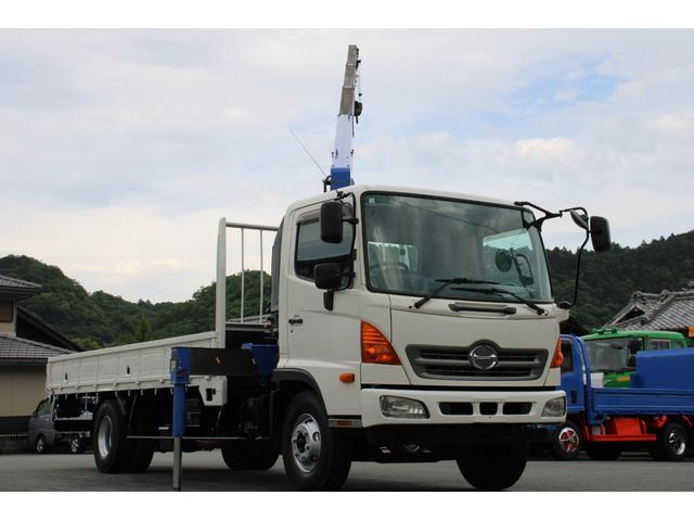 ヒノレンジャー クレーン４段　２．５５ｔ　ラジコン　☆タダノＴＭ－ＺＥ３０４ＨＲＥ☆２．９３ｔ吊り☆フックイン☆馬力２１０ＰＳ☆ベッドスレ☆フォグ☆ラジコン後日☆ロープ穴３対☆車両総重量７９６５ｋｇ☆荷台内寸５４１４ｘ２１２１ｘ３９４☆床地上高１０９９（39枚目）