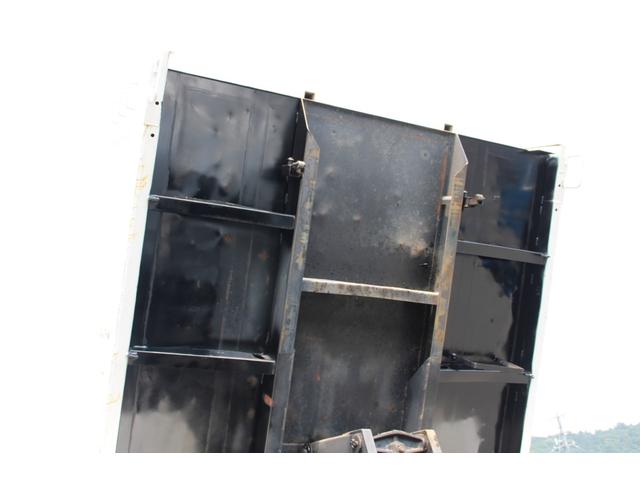 フォワード 深ダンプ　３．２５ｔ　土砂禁　☆新明和ＤＲ４－１７ＳＹ☆ベッドレス☆４ｘ２☆１９０ＰＳ１４０ＫＷ☆フォグランプ☆スペアキー☆電格ミラー☆ＥＴＣ☆車両総重量７９９５ｋｇ☆荷台内寸３４０５ｘ２０６０ｘ１０２７（30枚目）