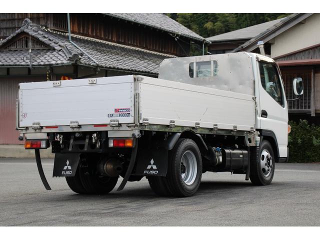 キャンター 平ボディ－２ｔ　アルミブロック　全低床　☆１０尺☆パブコ製アルミアオリ☆背板荷床ステンレス加工☆レーンアシスト☆フォグランプ☆キーレス☆電格ミラー☆車両総重量４４８５ｋｇ☆荷台内寸３１２１ｘ１６１６ｘ４９５☆床地上高８９２（8枚目）