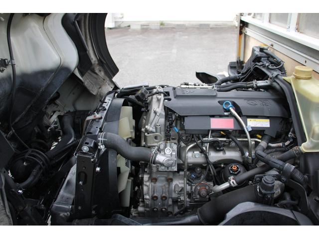 キャンター 平ボディ－２ｔ　アルミブロック　全低床　☆１０尺☆パブコ製アルミアオリ☆背板荷床ステンレス加工☆レーンアシスト☆フォグランプ☆キーレス☆電格ミラー☆車両総重量４４８５ｋｇ☆荷台内寸３１２１ｘ１６１６ｘ４９５☆床地上高８９２（22枚目）