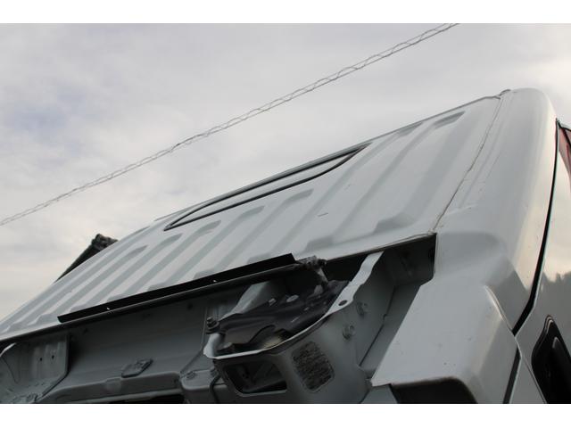 キャンター 平ボディ－２ｔ　アルミブロック　全低床　☆１０尺☆パブコ製アルミアオリ☆背板荷床ステンレス加工☆レーンアシスト☆フォグランプ☆キーレス☆電格ミラー☆車両総重量４４８５ｋｇ☆荷台内寸３１２１ｘ１６１６ｘ４９５☆床地上高８９２（23枚目）