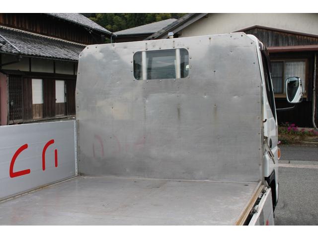 キャンター 平ボディ－２ｔ　アルミブロック　全低床　☆１０尺☆パブコ製アルミアオリ☆背板荷床ステンレス加工☆レーンアシスト☆フォグランプ☆キーレス☆電格ミラー☆車両総重量４４８５ｋｇ☆荷台内寸３１２１ｘ１６１６ｘ４９５☆床地上高８９２（31枚目）