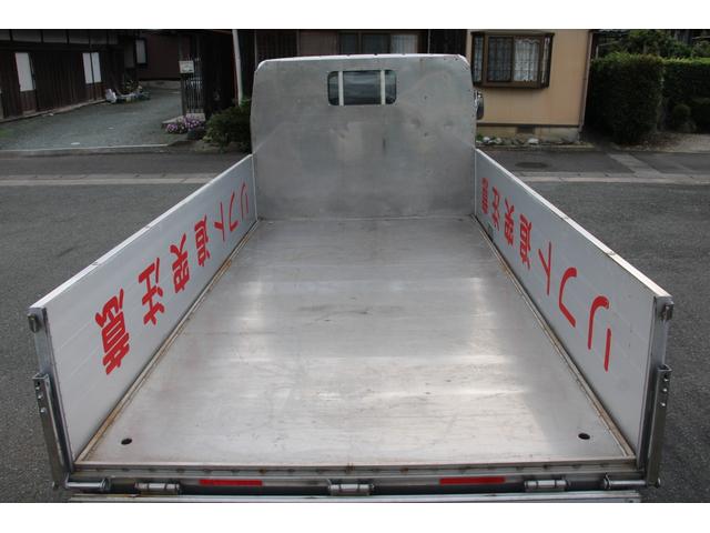 キャンター 平ボディ－２ｔ　アルミブロック　全低床　☆１０尺☆パブコ製アルミアオリ☆背板荷床ステンレス加工☆レーンアシスト☆フォグランプ☆キーレス☆電格ミラー☆車両総重量４４８５ｋｇ☆荷台内寸３１２１ｘ１６１６ｘ４９５☆床地上高８９２（32枚目）