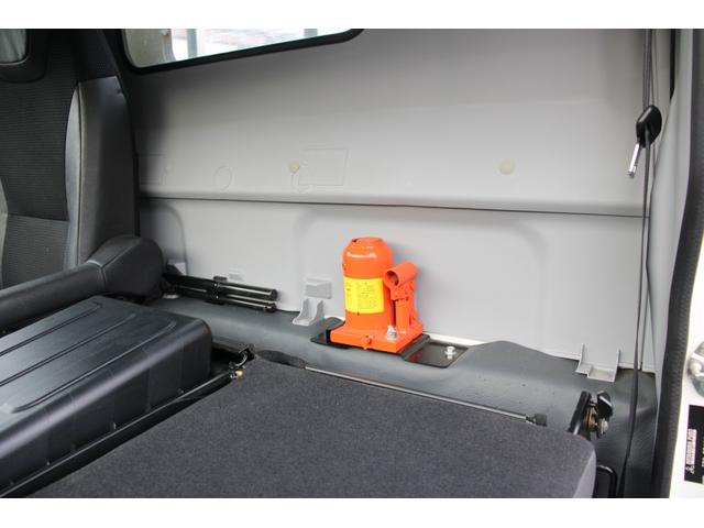 キャンター 平ボディ－２ｔ　アルミブロック　全低床　☆１０尺☆パブコ製アルミアオリ☆背板荷床ステンレス加工☆レーンアシスト☆フォグランプ☆キーレス☆電格ミラー☆車両総重量４４８５ｋｇ☆荷台内寸３１２１ｘ１６１６ｘ４９５☆床地上高８９２（67枚目）