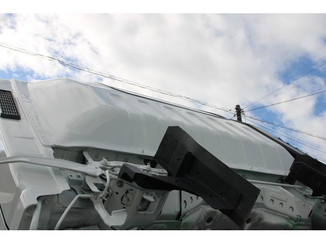 エルフトラック パッカー車/塵芥車 3.4t積載 6.5立米 回転式 新明和GR064-1634S2 巻込み式 連続積込 汚水タンク 電格ミラー サイドラダー 箱上キャリア スペアキー 車両総重量7995kg 荷台内寸4131-2051-1432(21枚目)