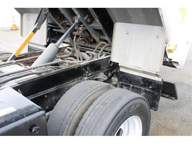 エルフトラック パッカー車/塵芥車 3.4t積載 6.5立米 回転式 新明和GR064-1634S2 巻込み式 連続積込 汚水タンク 電格ミラー サイドラダー 箱上キャリア スペアキー 車両総重量7995kg 荷台内寸4131-2051-1432(51枚目)