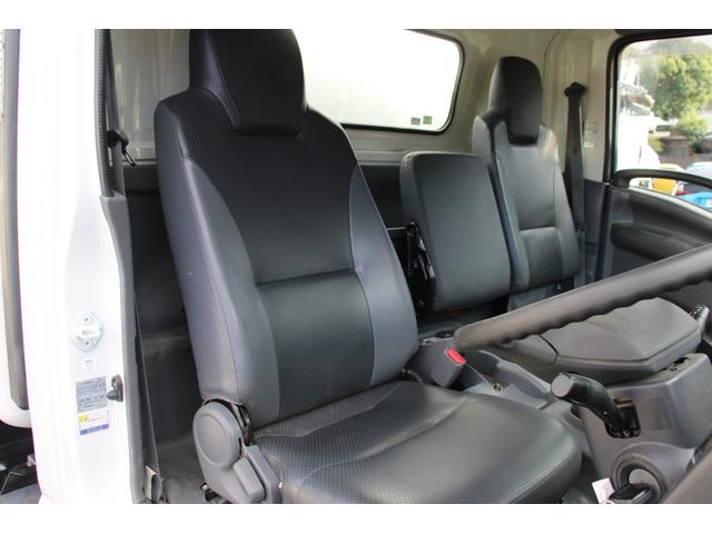 エルフトラック パッカー車/塵芥車 3.4t積載 6.5立米 回転式 新明和GR064-1634S2 巻込み式 連続積込 汚水タンク 電格ミラー サイドラダー 箱上キャリア スペアキー 車両総重量7995kg 荷台内寸4131-2051-1432(73枚目)