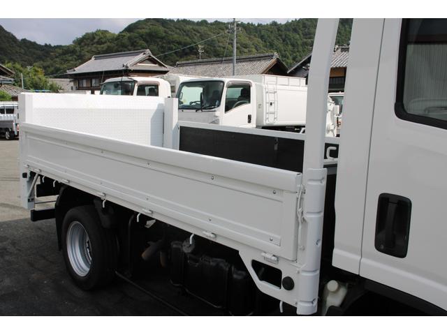 エルフトラック 平ボディ－２ｔ　パワーゲート（ＰＧ）　セミロング　全低床　☆１１尺☆トヨタパワーリフト☆荷床鉄板☆スペアキー☆電格ミラー☆車両総重量４８３５ｋｇ☆荷台内寸３５６９ｘ１８０２ｘ３７９☆ゲートテーブルサイズ６６３ｘ１６４２☆床地上高９０７（14枚目）