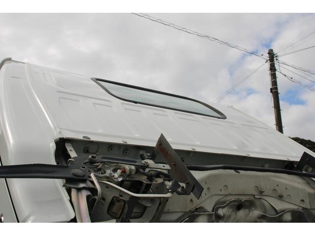 エルフトラック 冷蔵冷凍車　１．５ｔ　　－３０℃　☆１０尺☆東プレＸＬ２２Ｌ０Ｃ－Ｐ☆サイドドア☆Ｂモニター☆荷箱キー有☆ＥＴＣ☆車両総重量４１３５ｋｇ☆荷台内寸前室：１２９３ｘ１５４２ｘ１６０９後室：１５７６ｘ１５４２ｘ１６０９（17枚目）