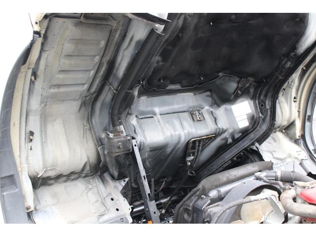 ダイナトラック アルミバン　２ｔ　パワーゲート（ＰＧ）　ワイドロング　トヨタ純正スライド☆６００ｋｇリフト能力☆サイドドア☆Ｂモニター☆荷箱キー有☆ラッシングレール☆車両総重量５８１５ｋｇ☆荷台内寸４５９３ｘ２０６５ｘ２１８７☆ゲート１０６７ｘ１９１９ｘ床地上高９０９（18枚目）