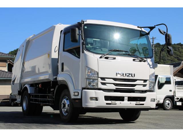 フォワード パッカー車/塵芥車 4.45t 8.2立米 プレス式 極東GB82-27-S☆プレスパック☆連続スイッチ☆汚水タンク☆レザー調シートカバー☆フォグ☆210PS☆Bモニター☆電格ミラー☆ETC☆車両総重量10945kg☆荷台内寸4681x2065x1612(4枚目)