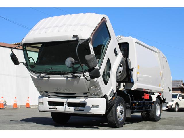 フォワード パッカー車/塵芥車 4.45t 8.2立米 プレス式 極東GB82-27-S☆プレスパック☆連続スイッチ☆汚水タンク☆レザー調シートカバー☆フォグ☆210PS☆Bモニター☆電格ミラー☆ETC☆車両総重量10945kg☆荷台内寸4681x2065x1612(10枚目)