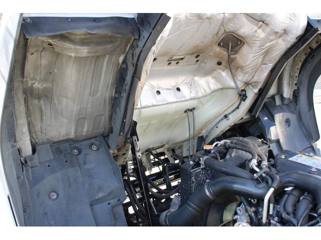フォワード パッカー車/塵芥車 4.45t 8.2立米 プレス式 極東GB82-27-S☆プレスパック☆連続スイッチ☆汚水タンク☆レザー調シートカバー☆フォグ☆210PS☆Bモニター☆電格ミラー☆ETC☆車両総重量10945kg☆荷台内寸4681x2065x1612(18枚目)
