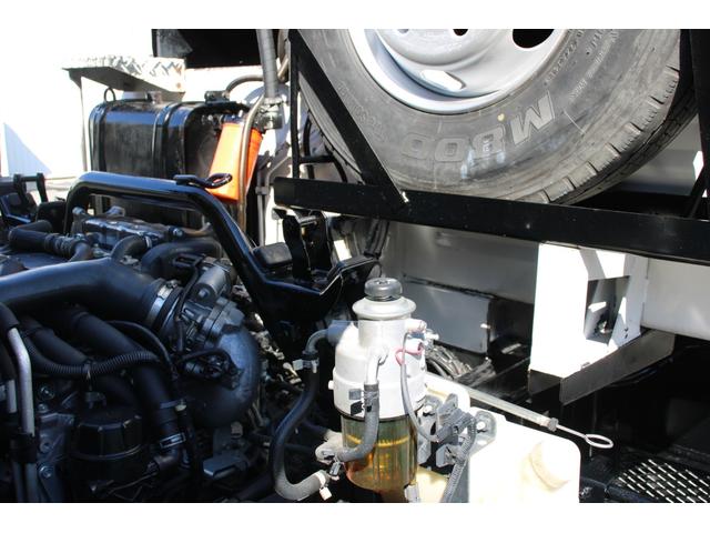 フォワード パッカー車/塵芥車 4.45t 8.2立米 プレス式 極東GB82-27-S☆プレスパック☆連続スイッチ☆汚水タンク☆レザー調シートカバー☆フォグ☆210PS☆Bモニター☆電格ミラー☆ETC☆車両総重量10945kg☆荷台内寸4681x2065x1612(26枚目)