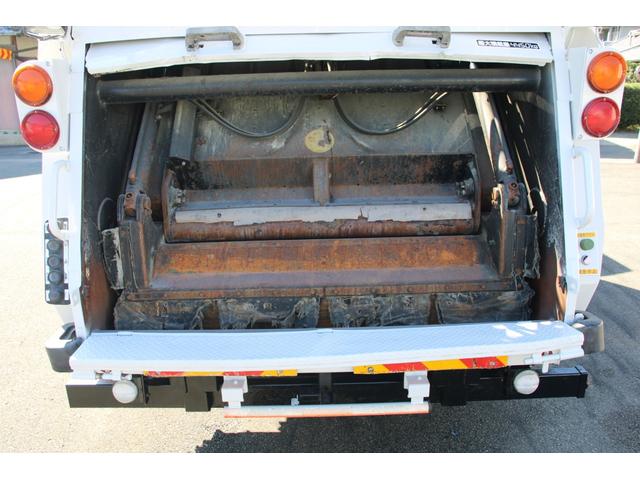 フォワード パッカー車/塵芥車 4.45t 8.2立米 プレス式 極東GB82-27-S☆プレスパック☆連続スイッチ☆汚水タンク☆レザー調シートカバー☆フォグ☆210PS☆Bモニター☆電格ミラー☆ETC☆車両総重量10945kg☆荷台内寸4681x2065x1612(34枚目)