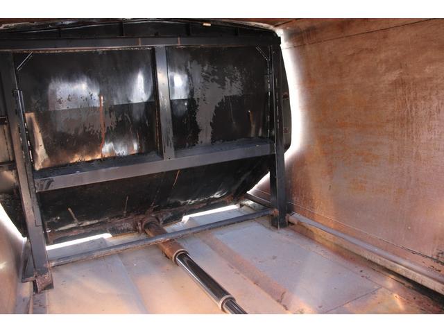 フォワード パッカー車/塵芥車 4.45t 8.2立米 プレス式 極東GB82-27-S☆プレスパック☆連続スイッチ☆汚水タンク☆レザー調シートカバー☆フォグ☆210PS☆Bモニター☆電格ミラー☆ETC☆車両総重量10945kg☆荷台内寸4681x2065x1612(46枚目)