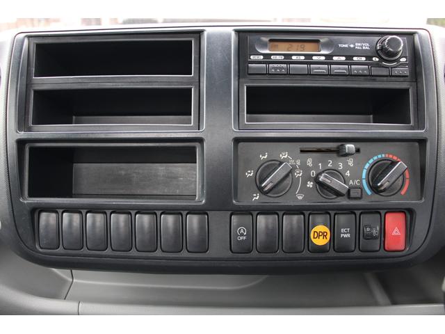 デュトロ 平ボディ-2tパワーゲート(PG) ワイドロング ☆13尺☆極東V802C☆リフト能力800kg☆オートマ車☆ロープ穴4対☆車両総重量5335kg☆荷台内寸4358x2098x380☆ゲートテーブルサイズ1156x2008☆床地上高911(62枚目)