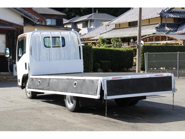 エルフトラック 平ボディ 2t積載 ロング 全低床 ロープ穴・フック2対 ETC 標準ロング スペアキーX3 車両総重量4605kg 荷台内寸4371-1801-373 床地上高897(34枚目)