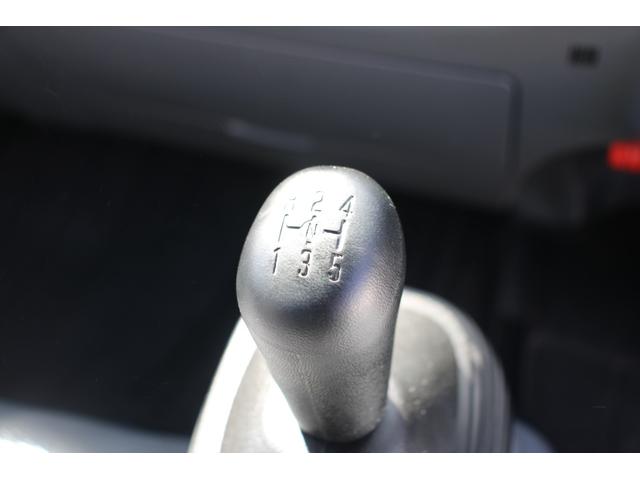 エルフトラック 平ボディ 2t積載 ロング 全低床 ロープ穴・フック2対 ETC 標準ロング スペアキーX3 車両総重量4605kg 荷台内寸4371-1801-373 床地上高897(56枚目)