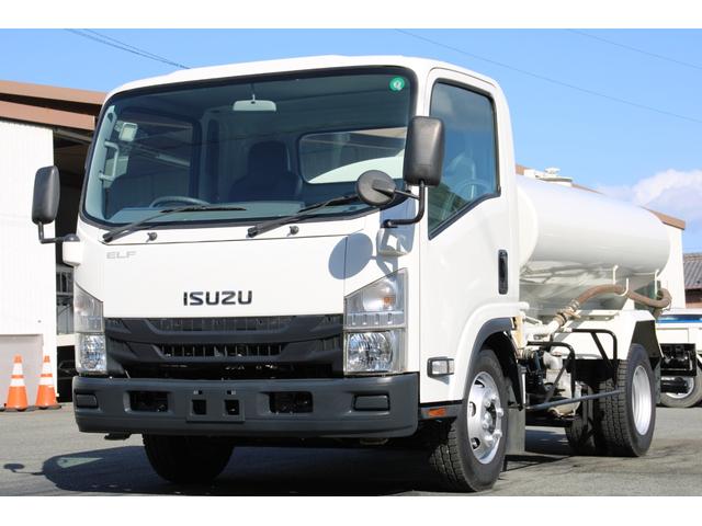 エルフトラック 散水車 4t ワイド ☆11尺☆極東LH04-304☆PTO式☆4000リットル☆キーレス☆スペアキー☆ETC☆車両重量7335kg☆荷台内寸3899x1920x1288(2枚目)