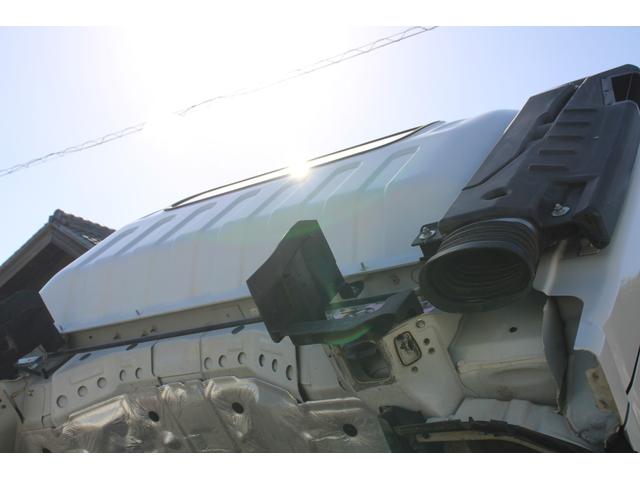 エルフトラック 散水車 4t ワイド ☆11尺☆極東LH04-304☆PTO式☆4000リットル☆キーレス☆スペアキー☆ETC☆車両重量7335kg☆荷台内寸3899x1920x1288(18枚目)