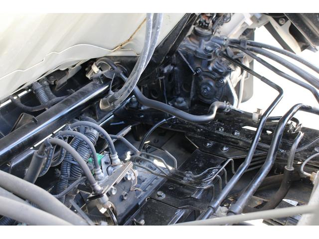 エルフトラック 散水車 4t ワイド ☆11尺☆極東LH04-304☆PTO式☆4000リットル☆キーレス☆スペアキー☆ETC☆車両重量7335kg☆荷台内寸3899x1920x1288(22枚目)