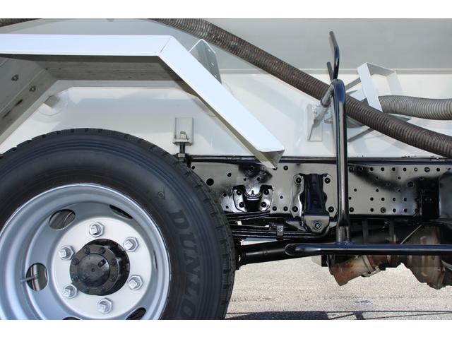 エルフトラック 散水車 4t ワイド ☆11尺☆極東LH04-304☆PTO式☆4000リットル☆キーレス☆スペアキー☆ETC☆車両重量7335kg☆荷台内寸3899x1920x1288(26枚目)