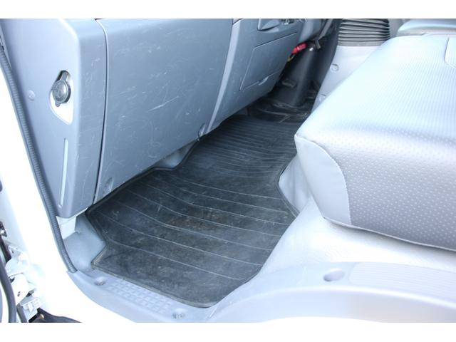 エルフトラック 散水車 4t ワイド ☆11尺☆極東LH04-304☆PTO式☆4000リットル☆キーレス☆スペアキー☆ETC☆車両重量7335kg☆荷台内寸3899x1920x1288(64枚目)