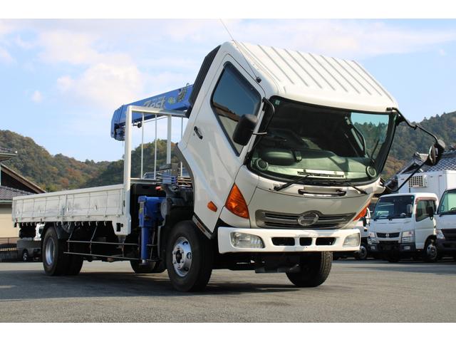 ヒノレンジャー クレーン４段　　２．７５ｔ　ラジコン　☆タダノＺＥ３０４ＨＲ☆２．９３吊☆フックイン☆ロープ穴４対☆４ｘ２☆２１０ＰＳ／１５４ＫＷ☆電格ミラー☆ＥＴＣ☆車両総重量７９７５ｋｇ☆荷台内寸５４０８ｘ２１４５ｘ４０４（16枚目）