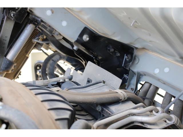 ヒノレンジャー クレーン４段　　２．７５ｔ　ラジコン　☆タダノＺＥ３０４ＨＲ☆２．９３吊☆フックイン☆ロープ穴４対☆４ｘ２☆２１０ＰＳ／１５４ＫＷ☆電格ミラー☆ＥＴＣ☆車両総重量７９７５ｋｇ☆荷台内寸５４０８ｘ２１４５ｘ４０４（25枚目）