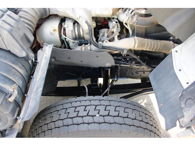 ヒノレンジャー クレーン４段　　２．７５ｔ　ラジコン　☆タダノＺＥ３０４ＨＲ☆２．９３吊☆フックイン☆ロープ穴４対☆４ｘ２☆２１０ＰＳ／１５４ＫＷ☆電格ミラー☆ＥＴＣ☆車両総重量７９７５ｋｇ☆荷台内寸５４０８ｘ２１４５ｘ４０４（26枚目）